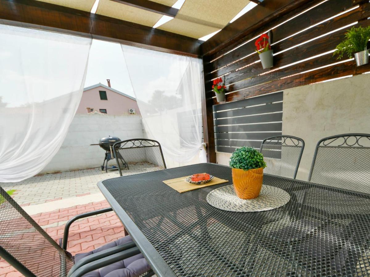 Holiday Home Stipe By Interhome Smilcic エクステリア 写真