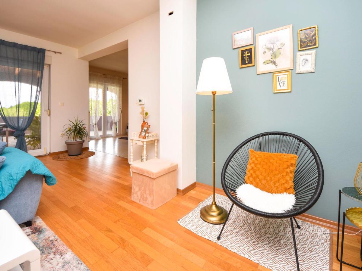 Holiday Home Stipe By Interhome Smilcic エクステリア 写真